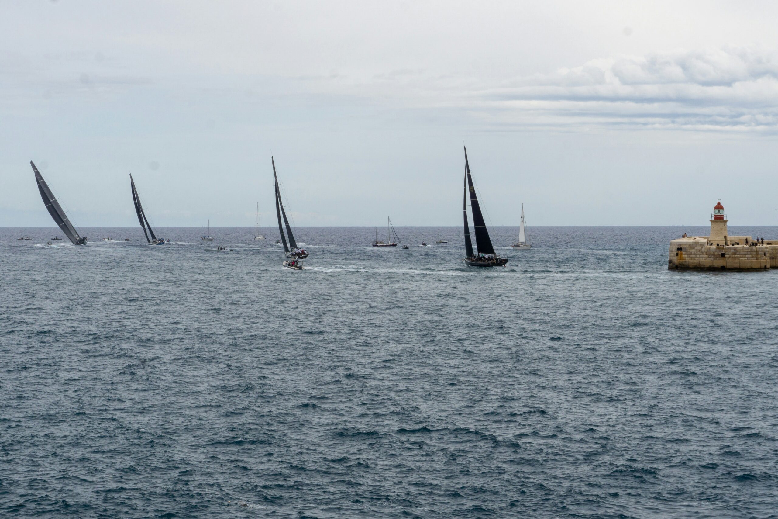 Sail Like a Pro Proven Strategies for Yacht Racing Success